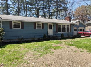 18 Oak Ln, Windham, ME 04062