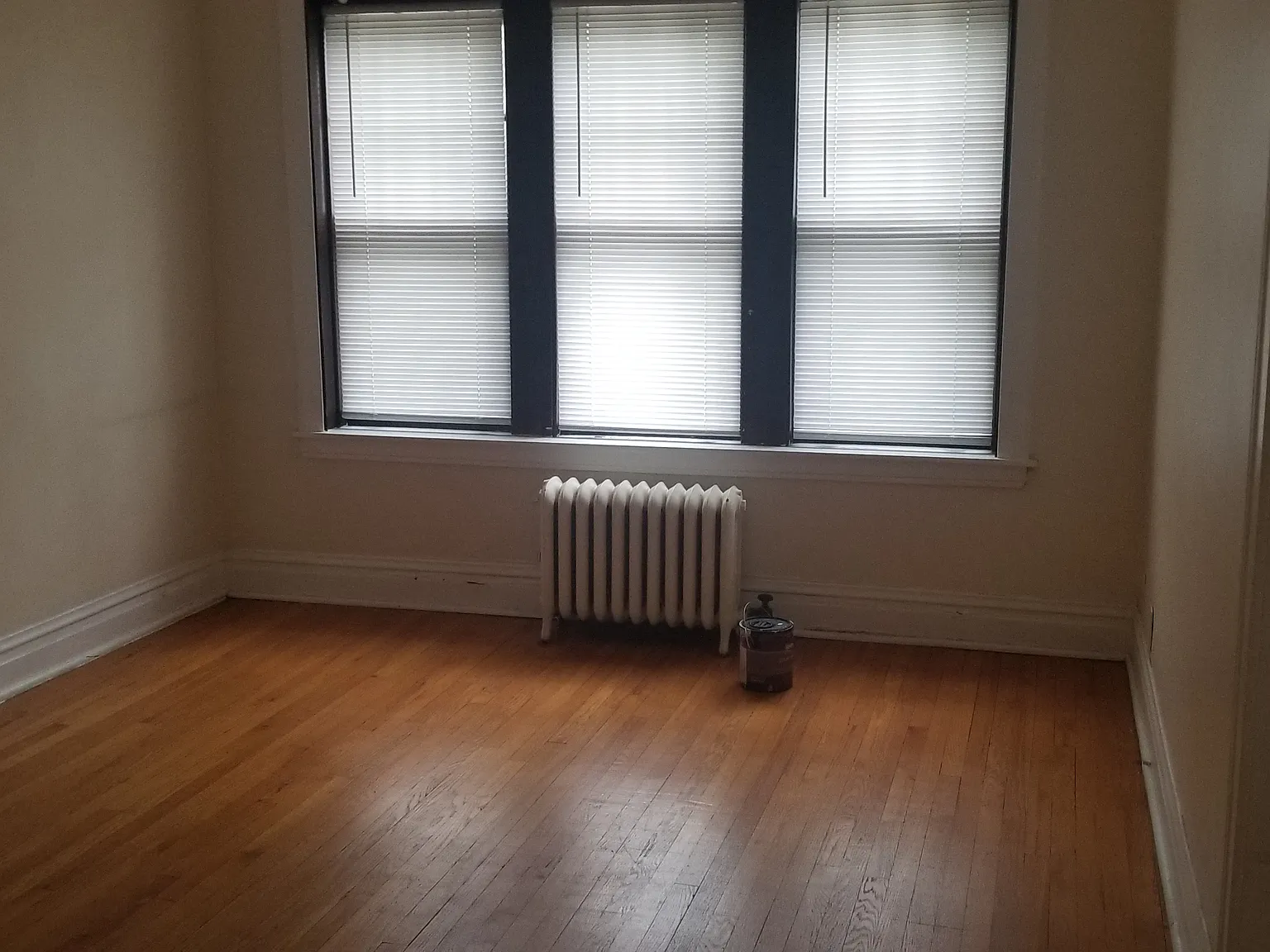 1 bed, 850 sqft, $1,350 — Photo 3