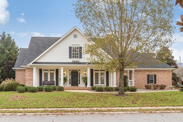 1st image of 388 Magnolia Vale Dr