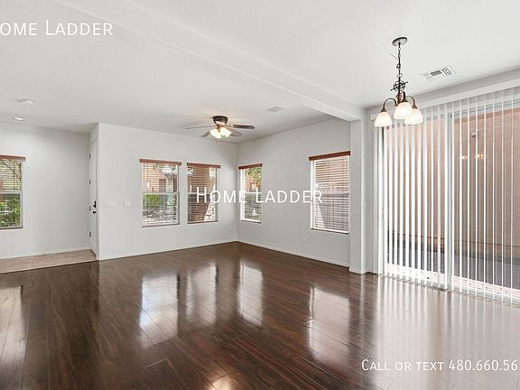 3rd image of 1035 S Cheshire Ln