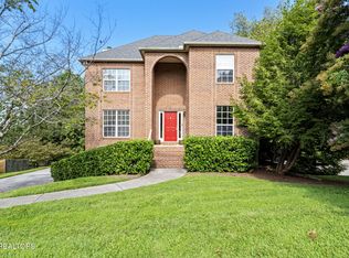 2453 Maple Crest Ln, Knoxville, TN 37921