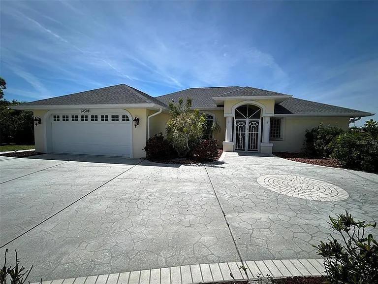24508 Saragossa Ln — Photo 3