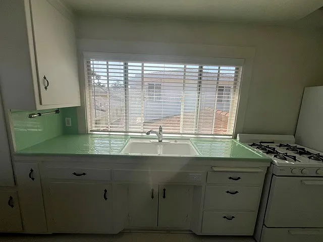 513 S Catalina Ave #A — Photo 4