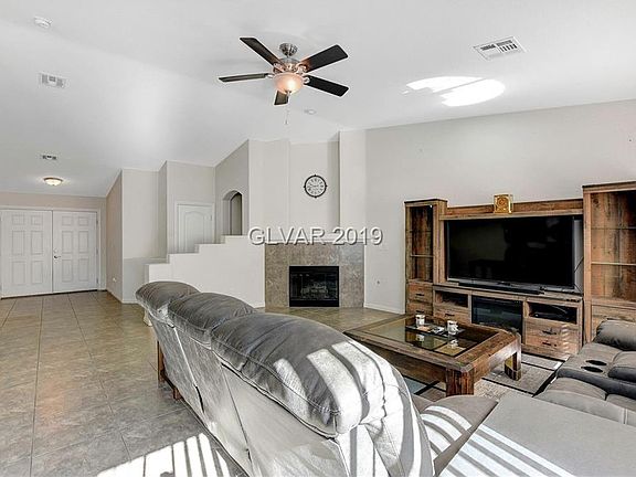 3rd image of 6421 White Tiger Ct