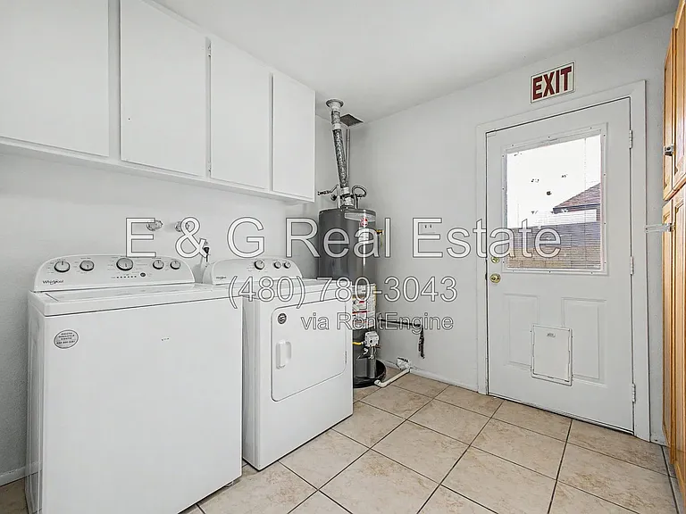 4401 S Rita Ln — Photo 31