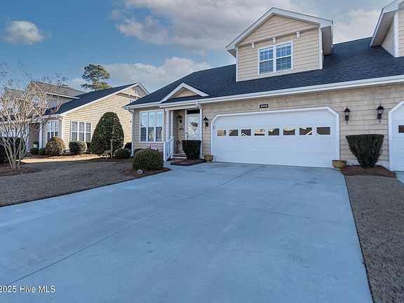 4th image of 204 Reserve Green Drive #B