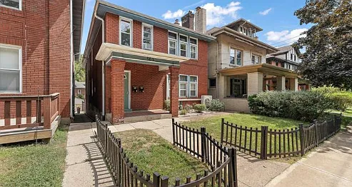 2 bed, 1.5 bath, 1500 sqft, $2,000 — Photo 1