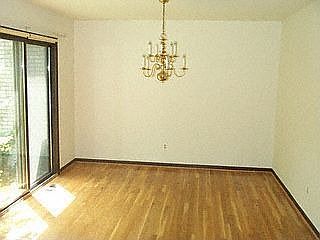 5th image of 1340 Forestglen Ct