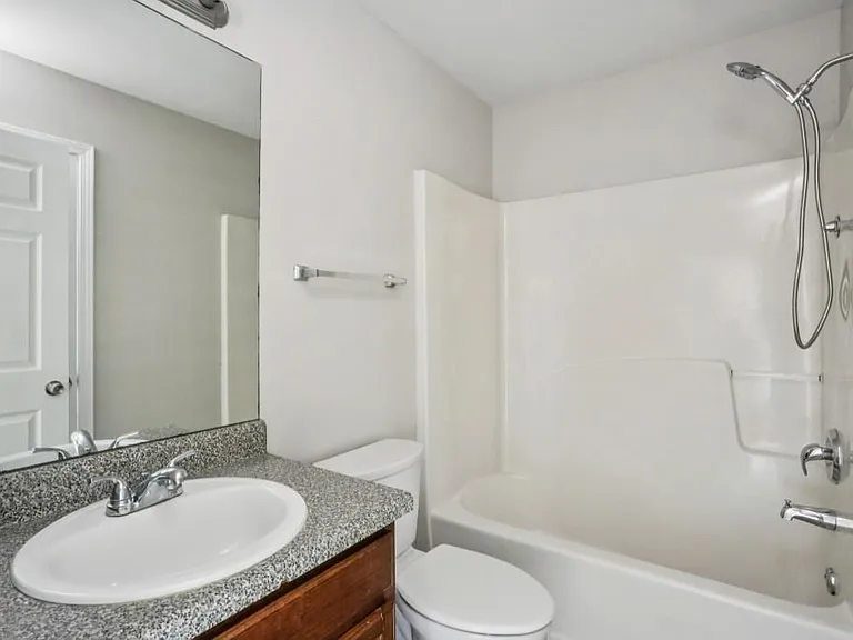 740 Prince Pl NW — Photo 29
