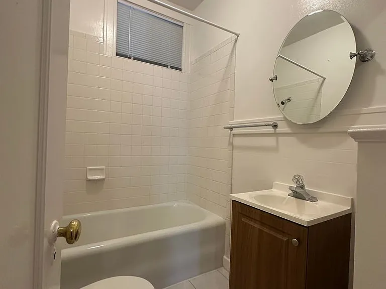 1230 Hyde St #744R — Photo 11