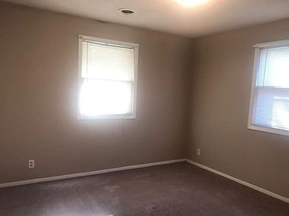 5th image of 3000-3014 W Cypress Dr #3010