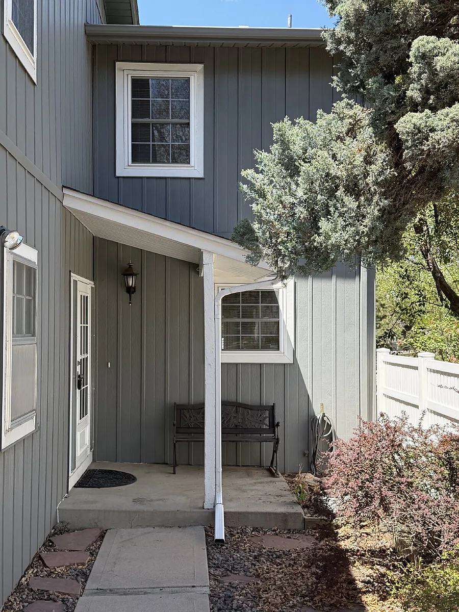 Building Photo - 2714 S Xanadu Way