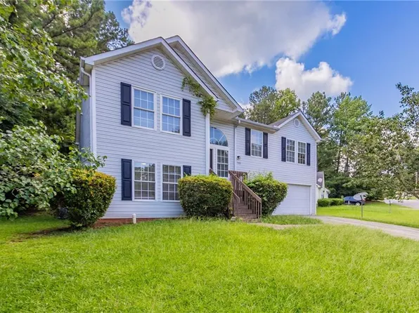 7092 Stonecreek Dr, Douglasville, GA 30134