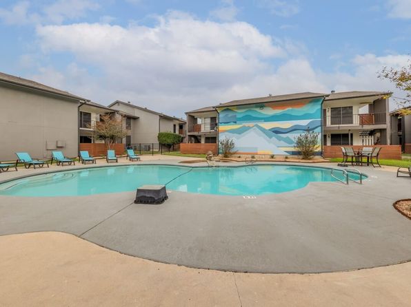 1611 Grandon Dr #15E