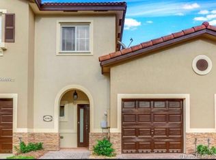 22163 SW 89th Ave, Cutler Bay, FL 33190