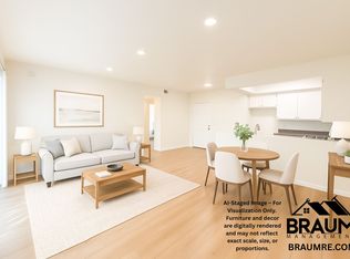 Collins, North Hollywood, CA 91601