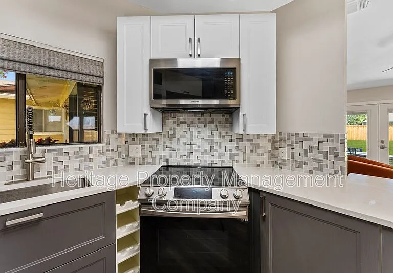 6715 Hickory Springs Dr — Photo 12