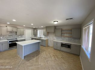 4811 N 111th Ln, Phoenix, AZ 85037