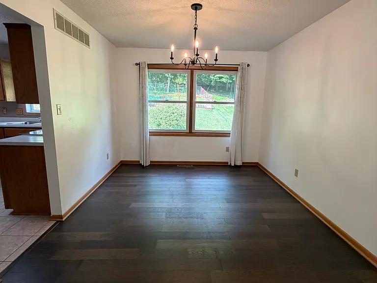 1951 Fox Valley Dr SW — Photo 21