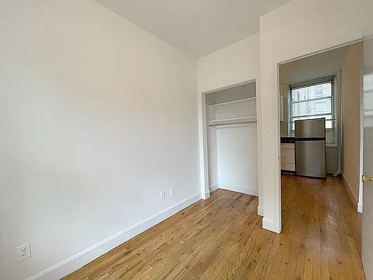 Rented by Compass | media 2