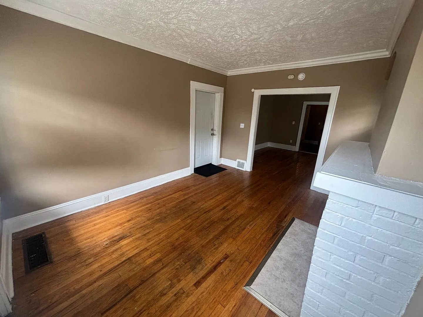 3301 E 143rd Street Cleveland OH 44120 — Photo 3