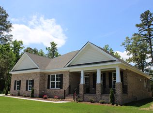 5044 Riverfront Dr, Suffolk, VA 23434