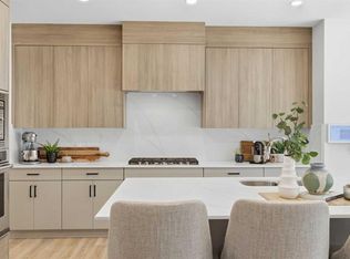 13 N Coulee Cres SW, Calgary, AB T3H 6B9