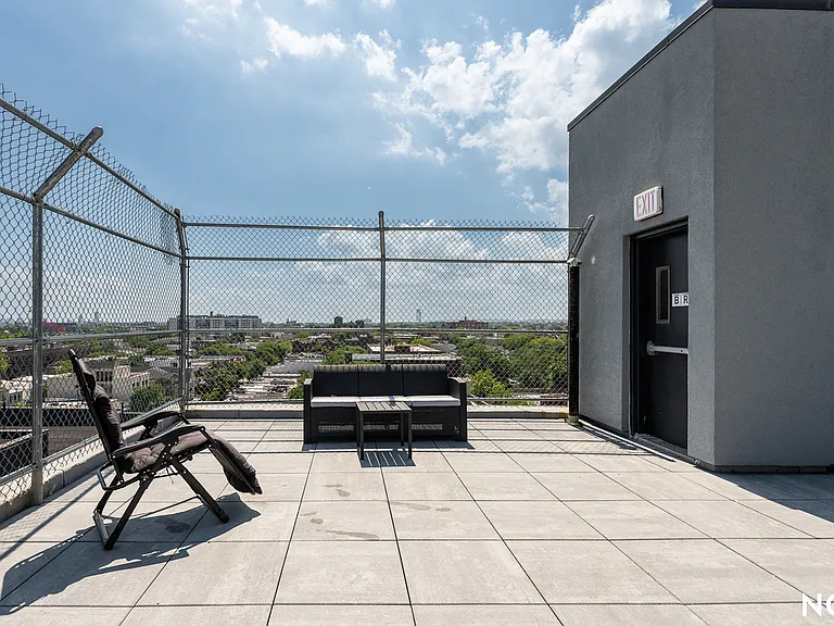 706 Ocean Ave #2A — Photo 34