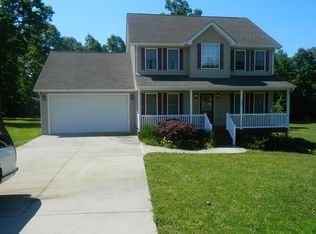 502 Valley Dr, Rustburg, VA 24588
