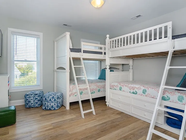 507 N Fort Fisher Blvd — Photo 33