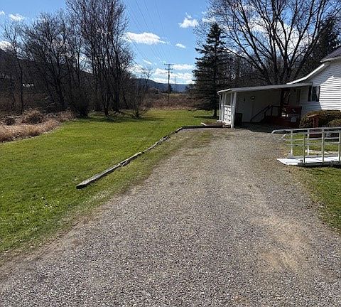 5th image of 254 Stone Quarry Rd