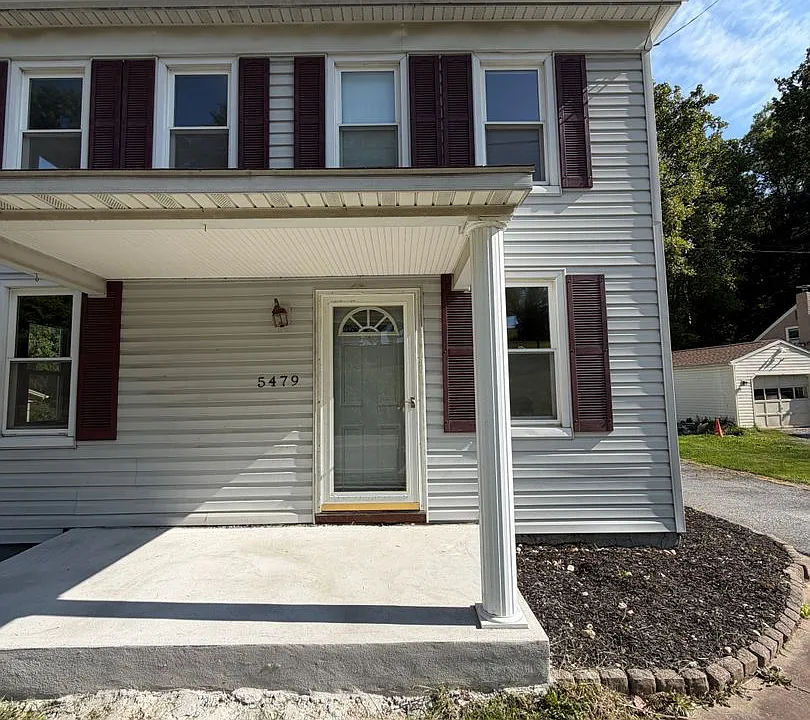 5479 Lehman Rd