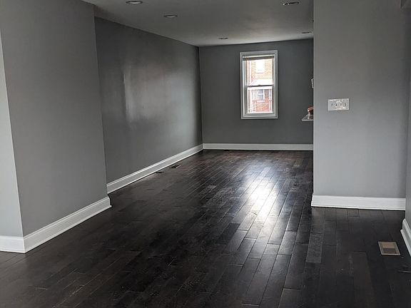 3rd image of 7916 Saint Claire Ln