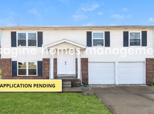 2920 Sean Pkwy, Saint Louis, MO 63129