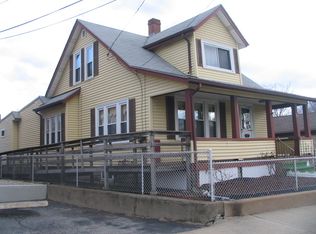 1161 Newport Ave, Pawtucket, RI 02861