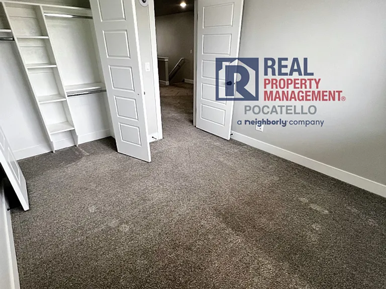 179 Park Lawn Dr #8 — Photo 24