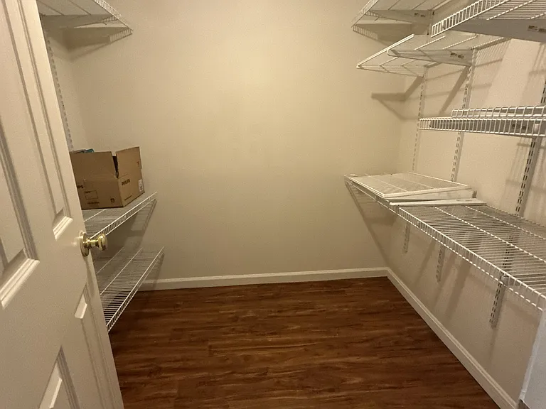 420 Redland Blvd #TOWNHOUSE — Photo 23