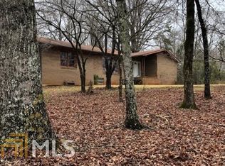 672 Cooley Woods Rd, Cleveland, GA 30528