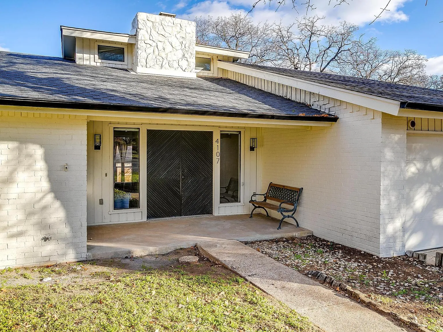 3 bed, 1593 sqft, $3,200 — Photo 3
