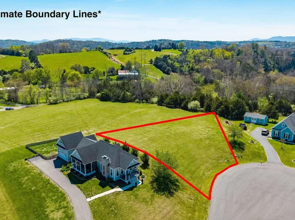 2 Cora Ln, Lexington, VA 24450