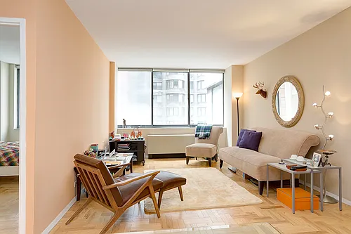 62 W 62nd St #10F Photo 1