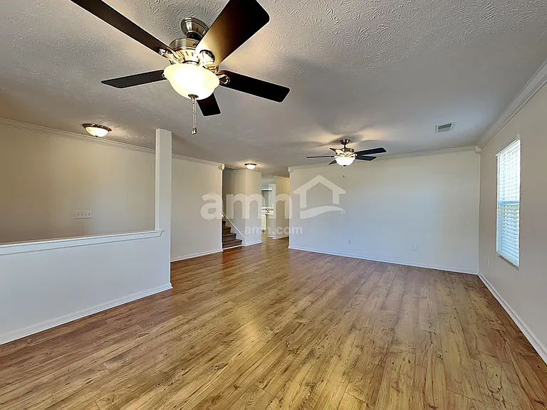 2840 Meadow Gln — Photo 6