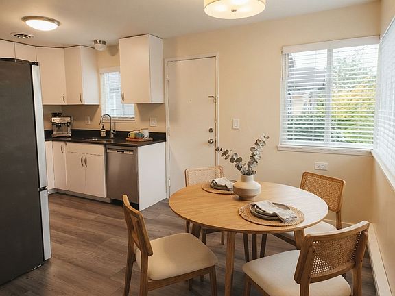 3rd image of 6050 6th Ave NW APT 1