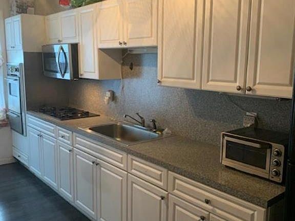3rd image of 1238 Manor Ave