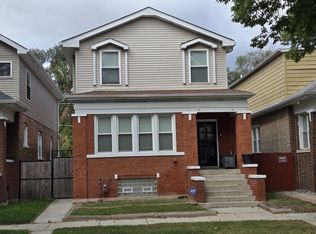 7716 S Paxton Ave, Chicago, IL 60649