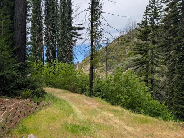 7580 St Helena Road, Santa Rosa, CA 95404