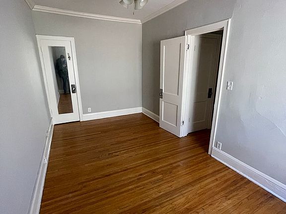 5th image of 600 W Franklin Ave APT 308