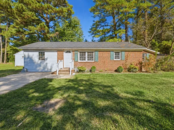 107 Marian Ave, Elizabeth City, NC 27909