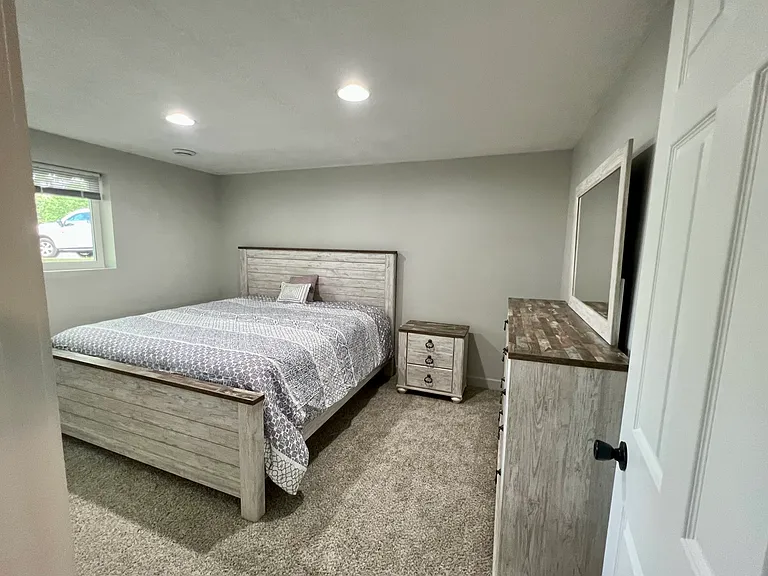 13845 Underclift St NW — Photo 9