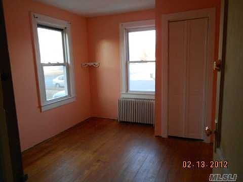 3rd image of 225 Howard Ave